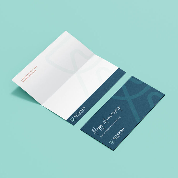 Free_BiFold_DL_Flyer_mockup_6